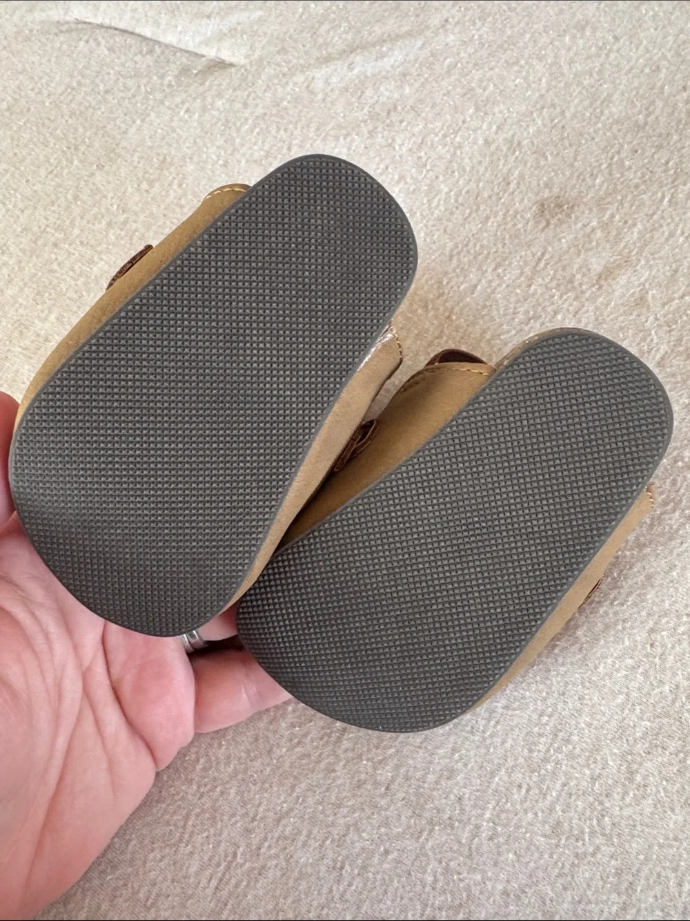 Old Navy Tan Faux-Suede infant clogs 3-6 months NWOT